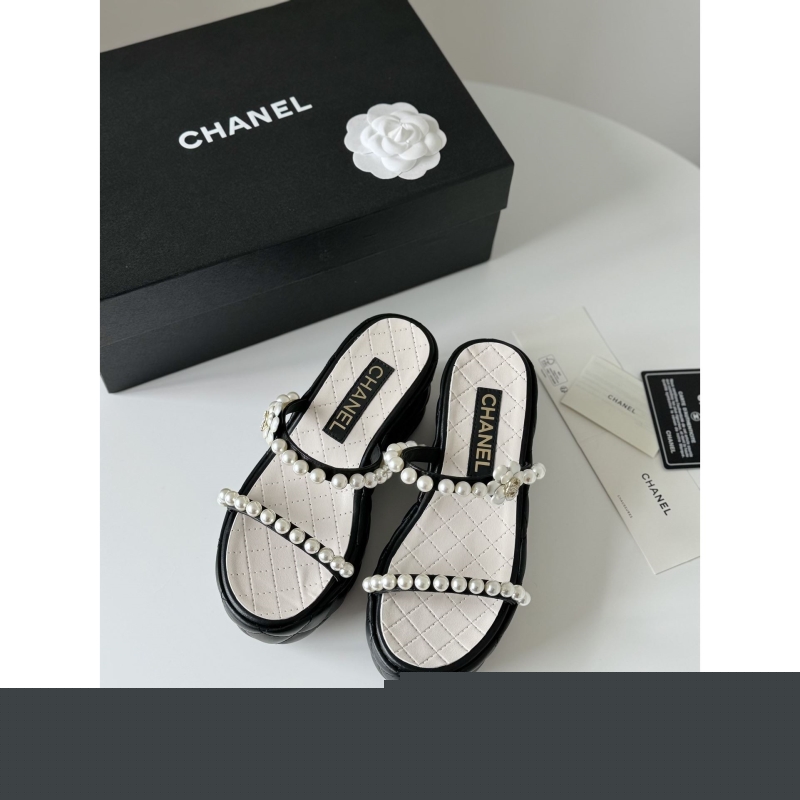 Ch*el slippers